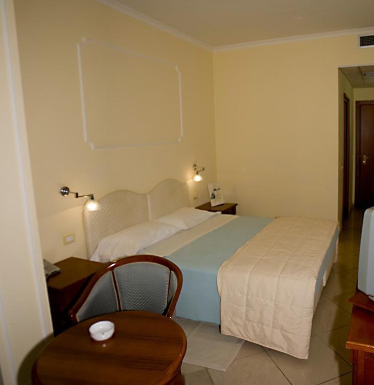 Hotel Marinella Pizzo  Chambre photo